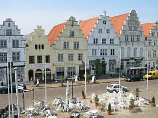 Friedrichstadt, das Hollnderstdtchen mit Grachten und schnen alten Husern