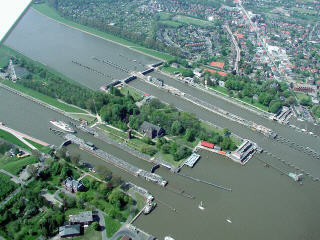 Die grte Schleuse der Welt in Brunsbttel