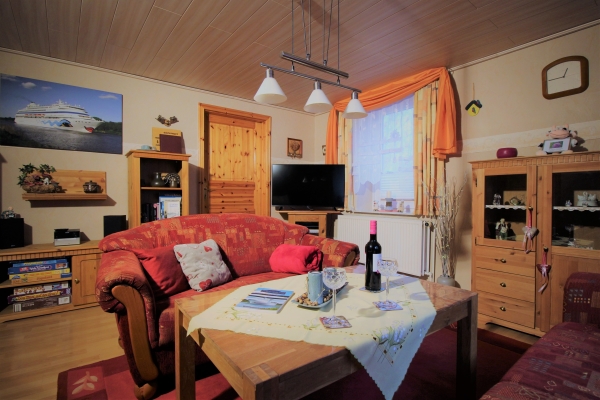 Wohnzimmer der Ferienwohnung Lthje in Hochdonn am Nord-Ostsee-Kanal